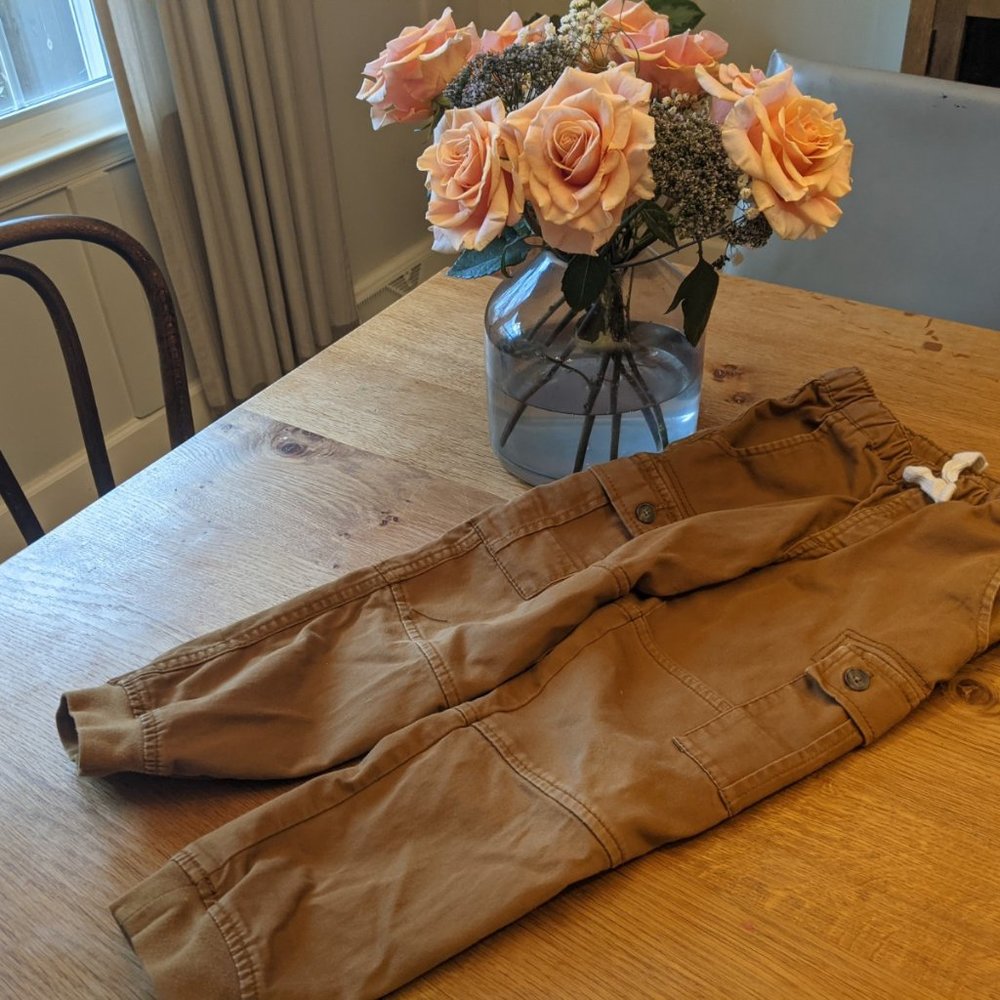 Cat & Jack Cargo pants size 6